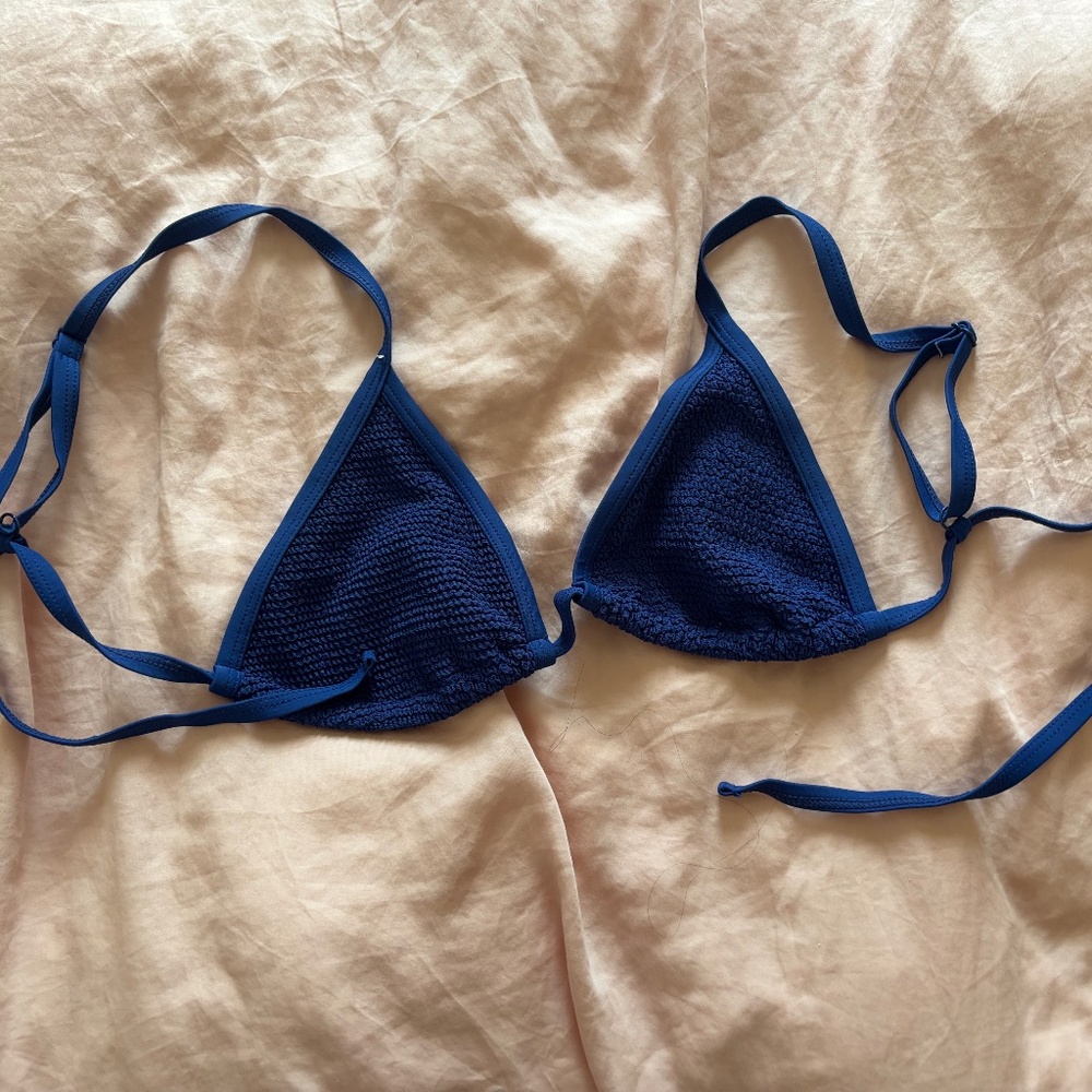 Ribbed/Crinkle Dark Blue Triangle Bikini Top PACSUN